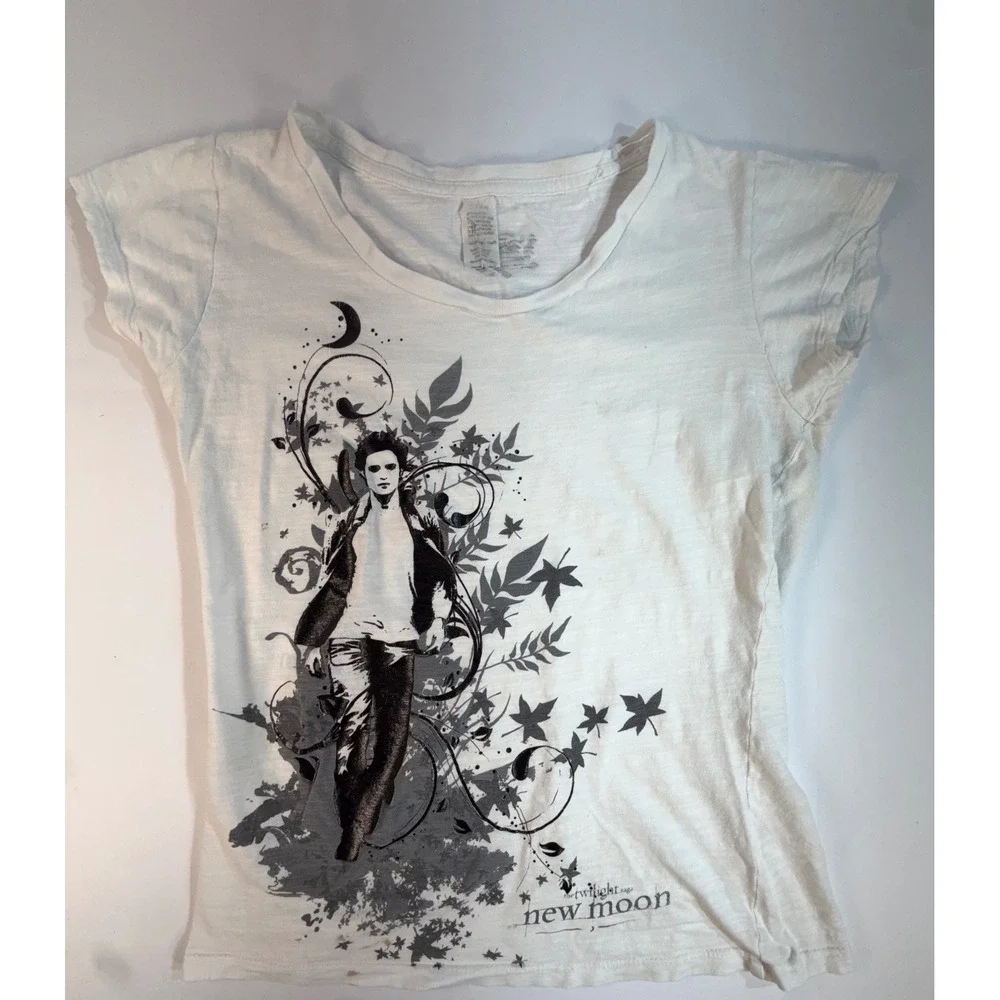 Vintage Twilight Saga New Moon Edward Cullen Graphic Tee White Juniors Large